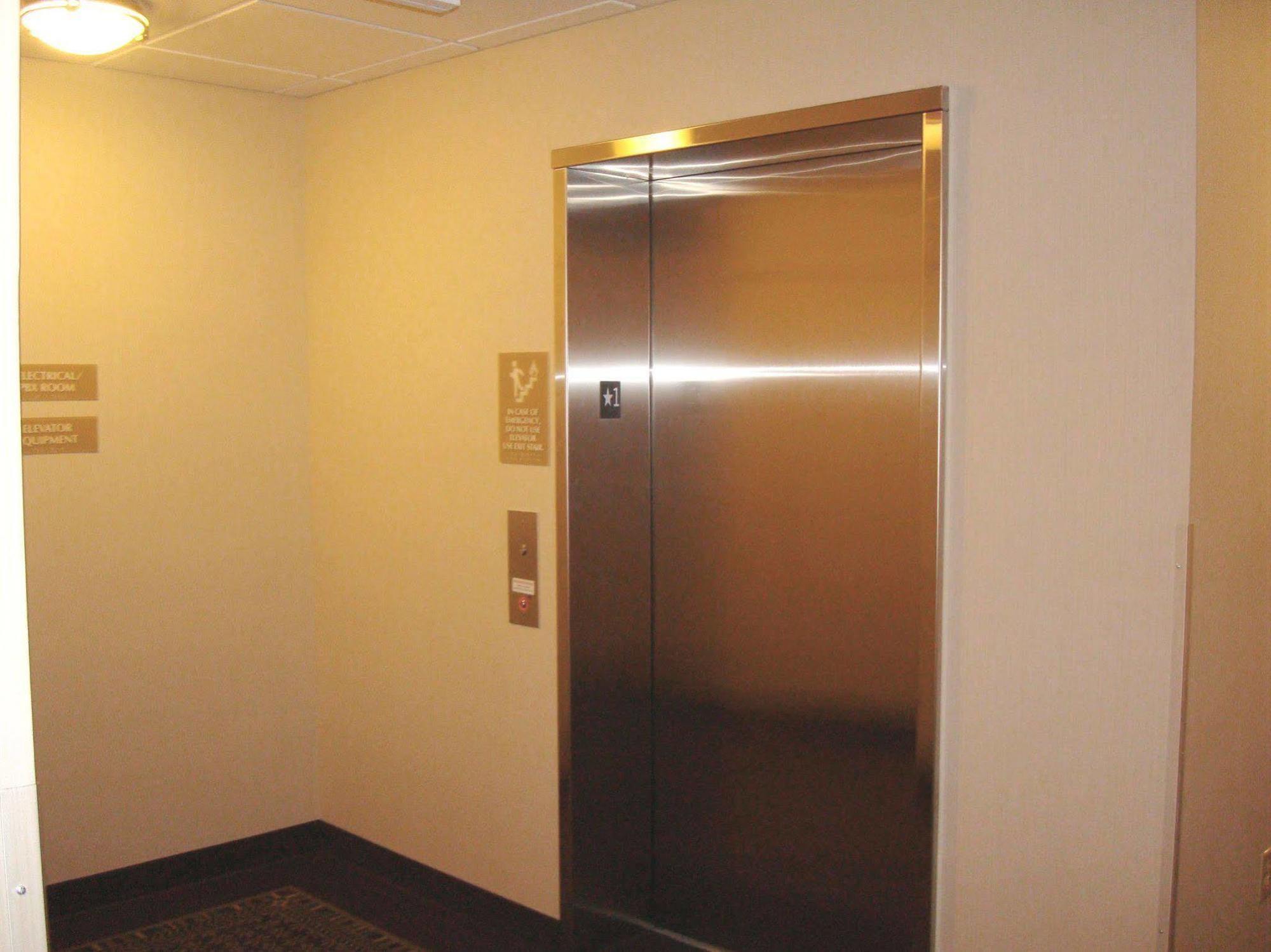 Candlewood Suites Pittsburgh-Cranberry By Ihg Cranberry Township Exteriör bild